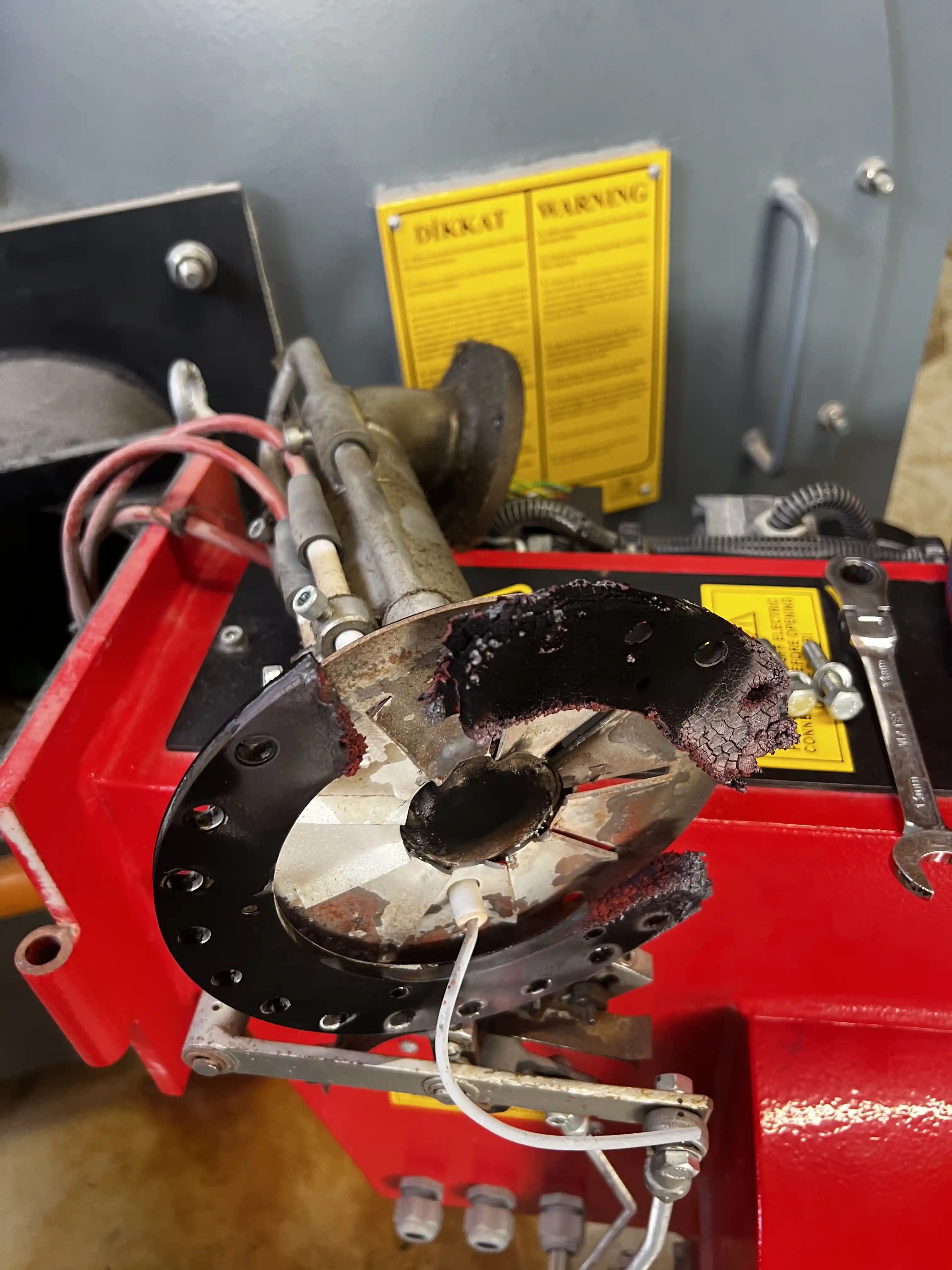 Brülör Arıza Tespiti & Yerinde Tamir ve Onarım Hizmeti – İstanbul 🔧🔥